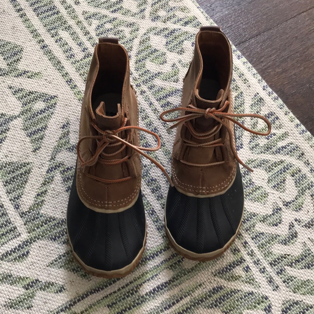 Sorel Out ‘N About booties